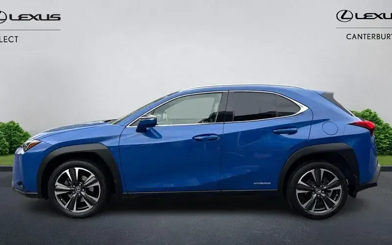 Used Lexus UX 184 HP (135 kW) 2024 SUV