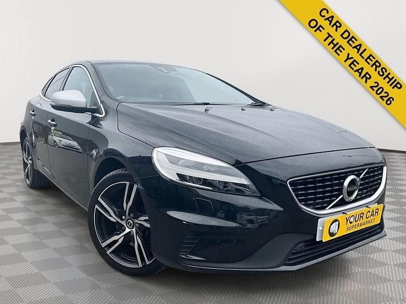 Used Volvo V40 R-Design Pro 122 HP (89 kW) 2018 Black Hatchback