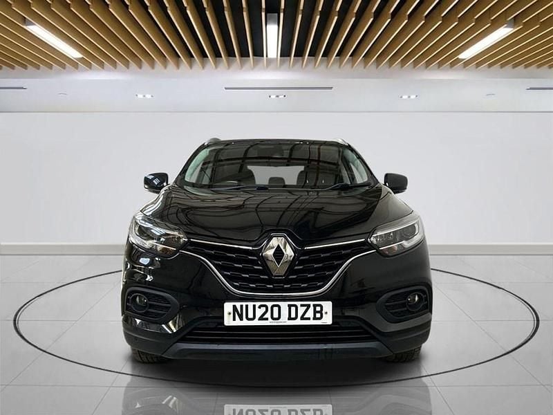 Usado Renault Kadjar Iconic 115 HP (84 kW) 2020 Preto SUV