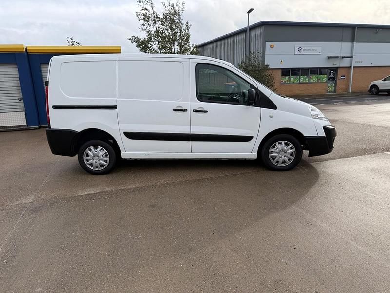 Used Citroën Dispatch 2012 White MPV