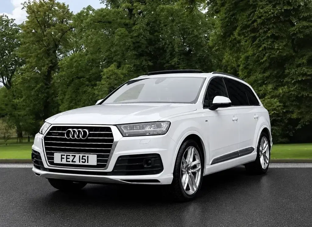 Used Audi Q7 S-Line 272 HP (200 kW) 2015 White SUV