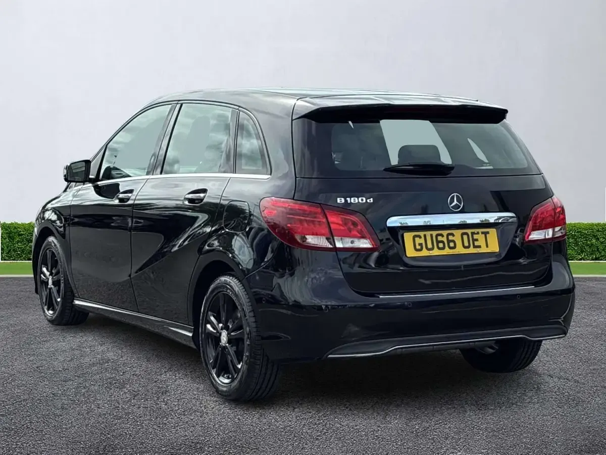 Used Mercedes B180 Executive 2016 Black Hatchback