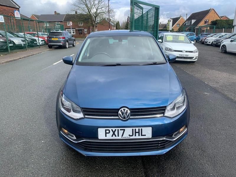 Used VW Polo Edition 90 HP (66 kW) 2017 Blue Hatchback