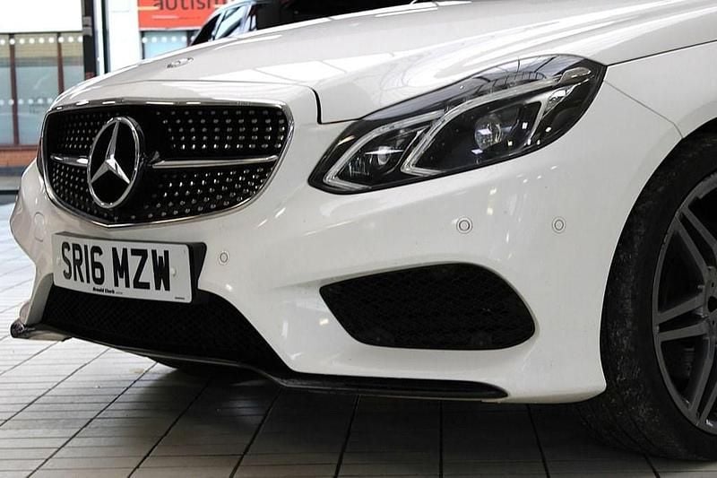 Used Mercedes E220 Premium 2016 White Estate