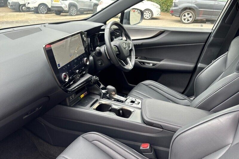 Image 2/4