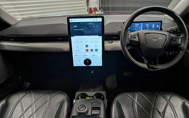 Begagnad Ford Mustang Standard Range 269 HK (197 kW) 2022 Kombi