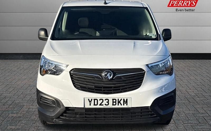 Used Vauxhall Combo 101 HP (74 kW) 2023 Van