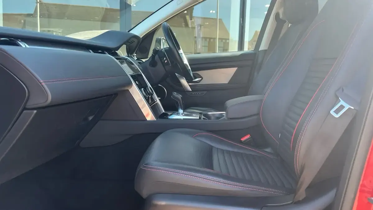Used Land Rover Discovery Sport HSE Dynamic 309 HP (227 kW) 2023 Red SUV