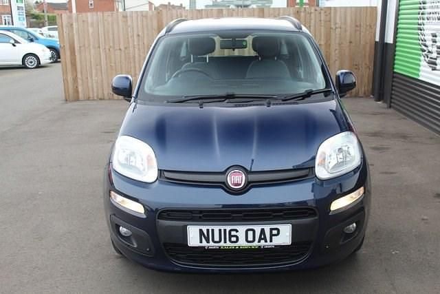 Used Fiat Panda Lounge 69 HP (50 kW) 2016 Hatchback