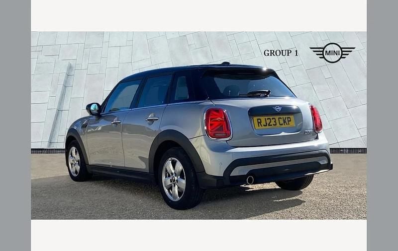 Used Mini Cooper Classic 136 HP (100 kW) 2023 Silver Hatchback