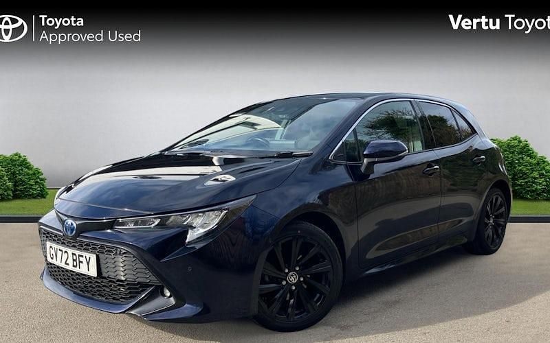Used Toyota Corolla Design 122 HP (89 kW) 2022 Blue Hatchback