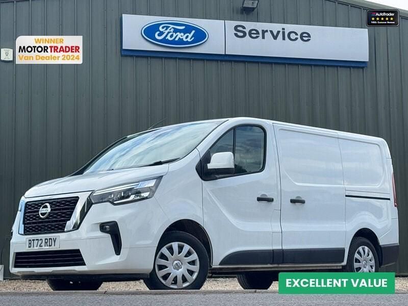 White Used 2022 Nissan Primastar Acenta MPV | £15,849 (Fair price) - Image 1/4
