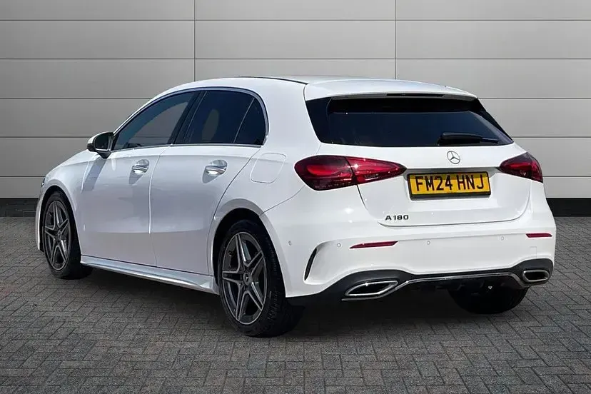 Used Mercedes A180 Executive 148 HP (108 kW) 2024 Polar white Hatchback
