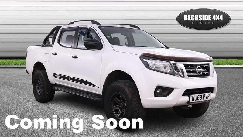 White Used 2018 Nissan Navara Tekna Pickup | £15,950 (A bit pricey) - Image 1/3
