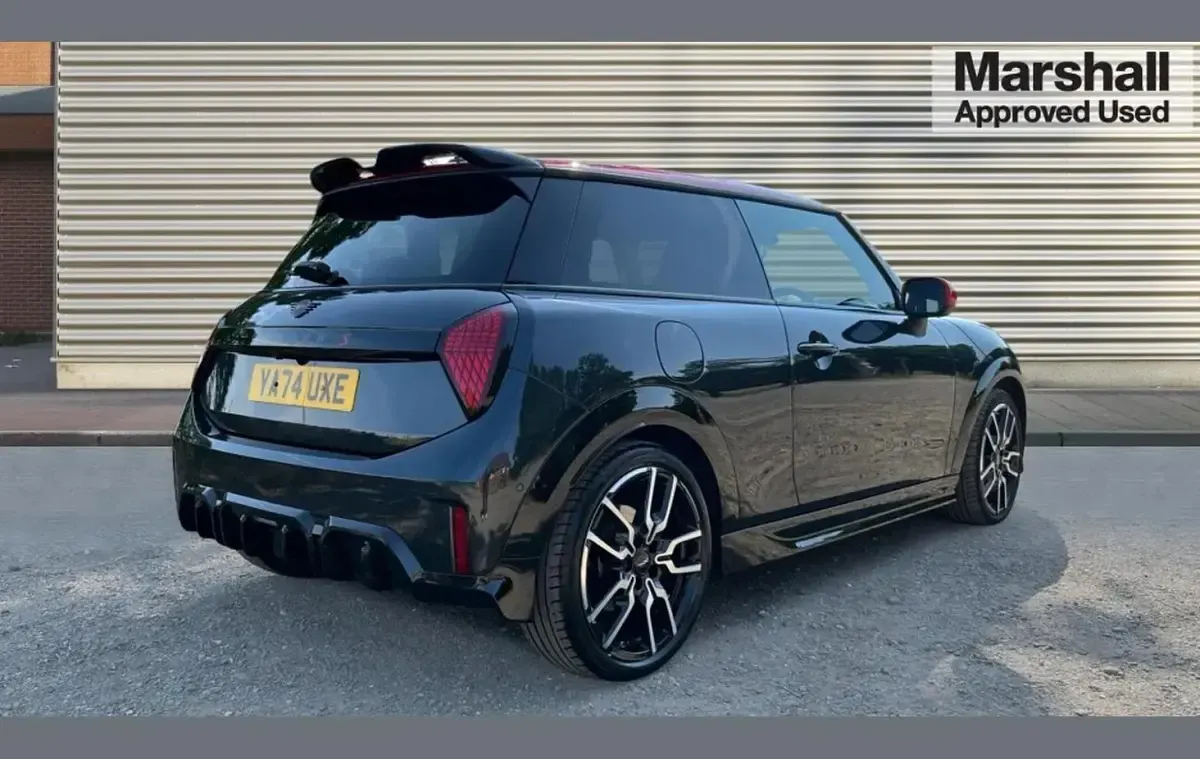 Used Mini Cooper Sport 150 kW (204 HP) 2025 Grey Hatchback