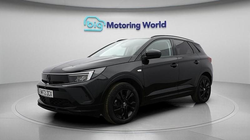 Used Vauxhall Grandland X GS Line 130 HP (95 kW) 2023 Black SUV