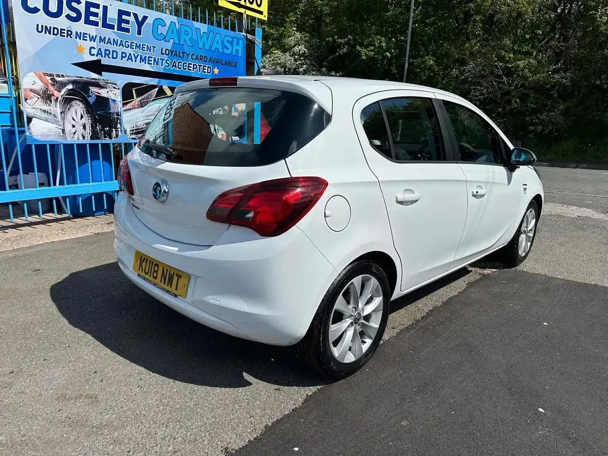 Used Vauxhall Corsa 2018 White Hatchback