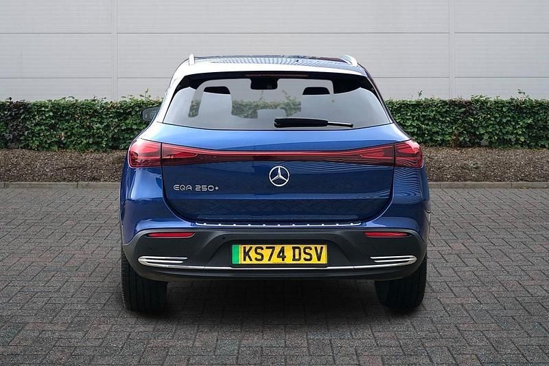 Used Mercedes EQA250+ Executive 139 kW (190 HP) 2024 Blue SUV