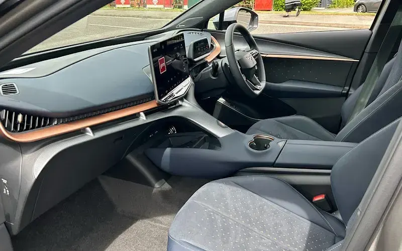 Used Cupra Tavascan 210 kW (286 HP) 2025 SUV