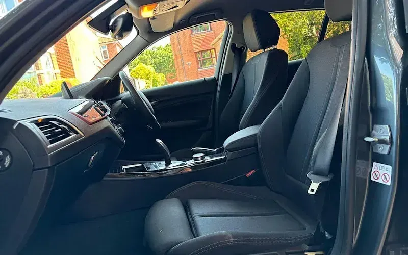 Used BMW 118 Sport Line 136 HP (100 kW) 2019 Grey Hatchback
