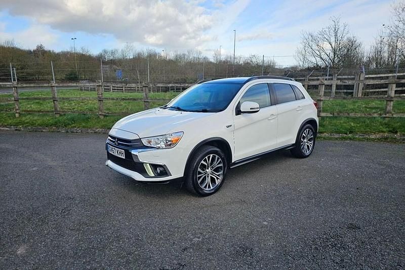 Used Mitsubishi ASX 117 HP (86 kW) 2018 White SUV