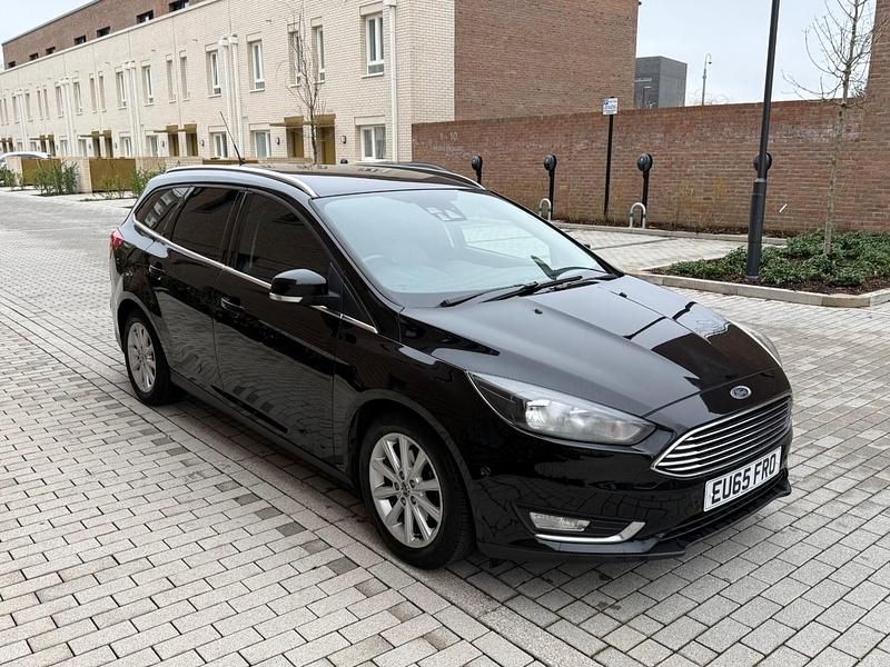 Used Ford Focus Zetec 2016 Black Estate