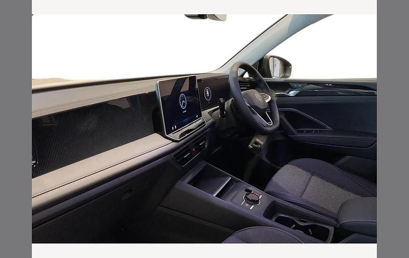 Used VW Tiguan Match 150 HP (110 kW) 2025 Grey SUV