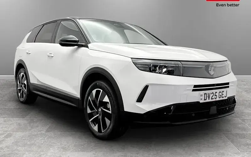 Used Vauxhall Grandland X Ultimate 136 HP (100 kW) 2025 SUV