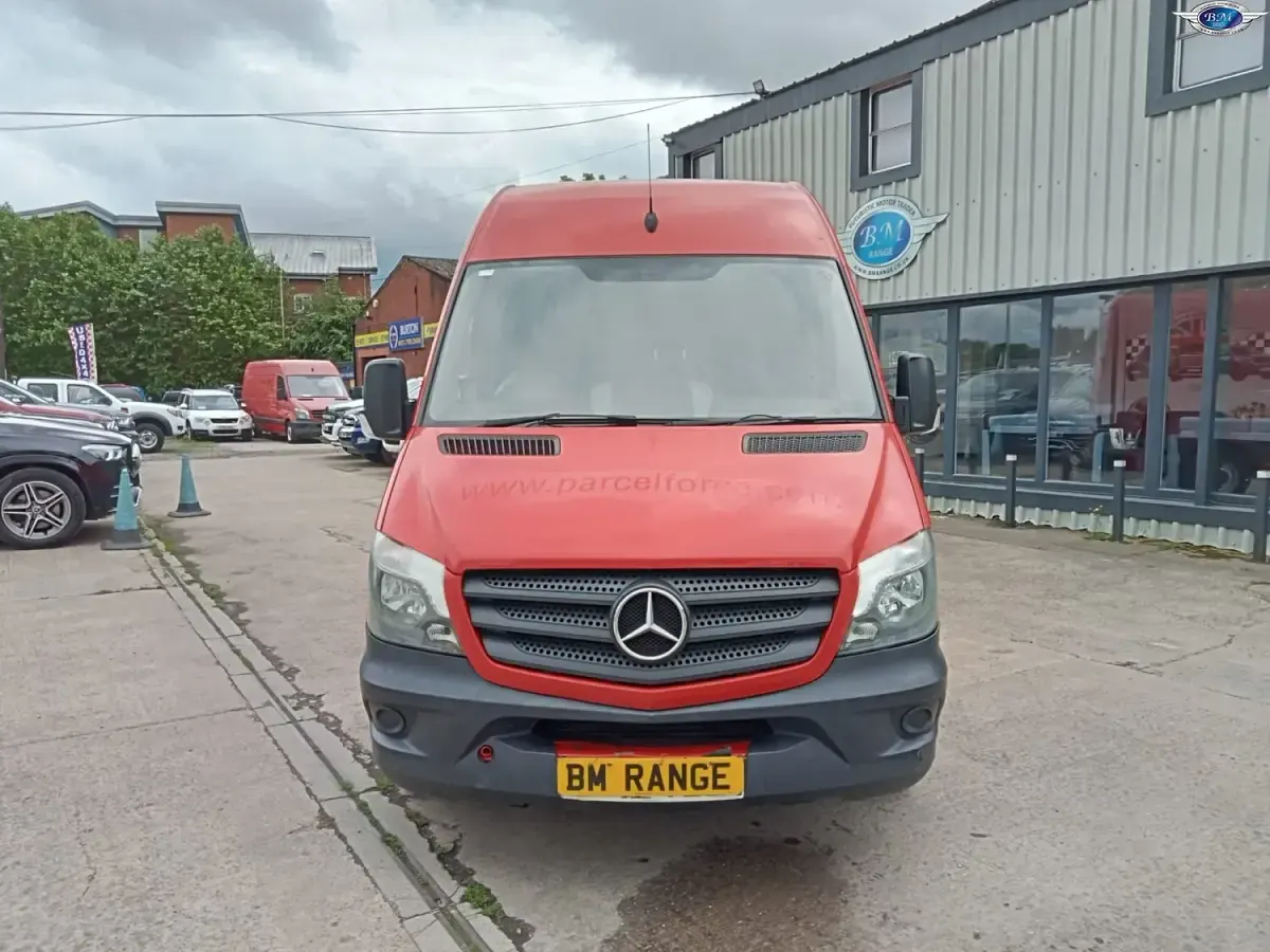 Used Mercedes Sprinter 2017 Red