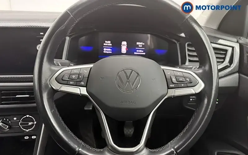 Used VW Taigo Life 95 HP (69 kW) 2023 Grey SUV