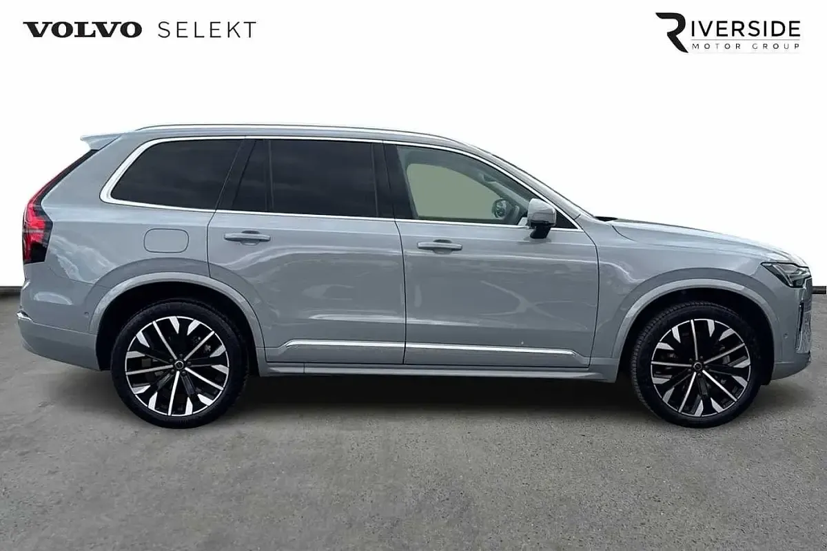 Used Volvo XC90 Ultra 455 HP (334 kW) 2025 Vapour grey SUV