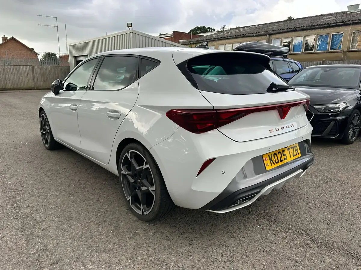 Used Cupra Leon 2025 White Hatchback