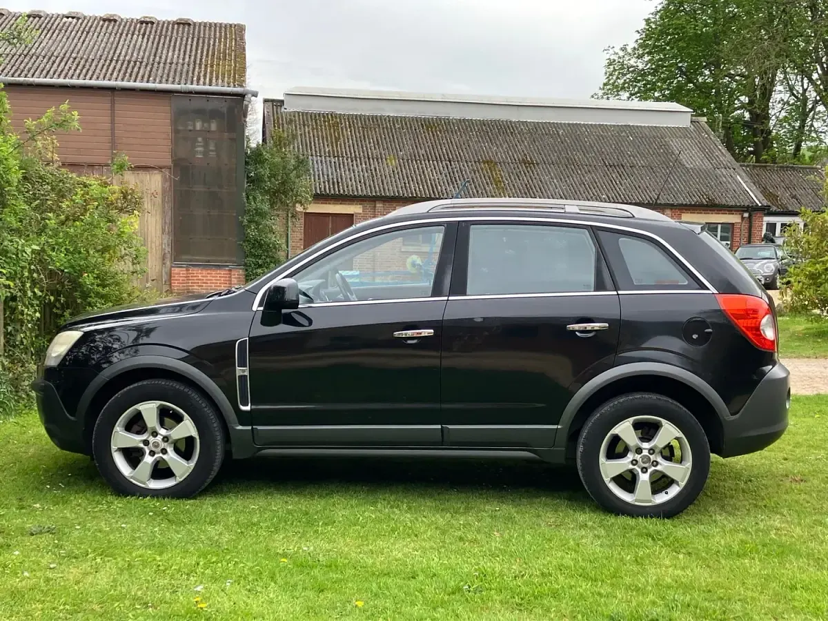 Used Vauxhall Antara S 150 HP (110 kW) 2009 Black SUV
