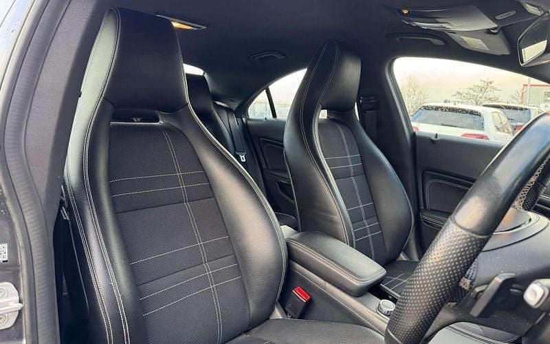 Used Mercedes CLA220 170 HP (125 kW) 2014 Sedan