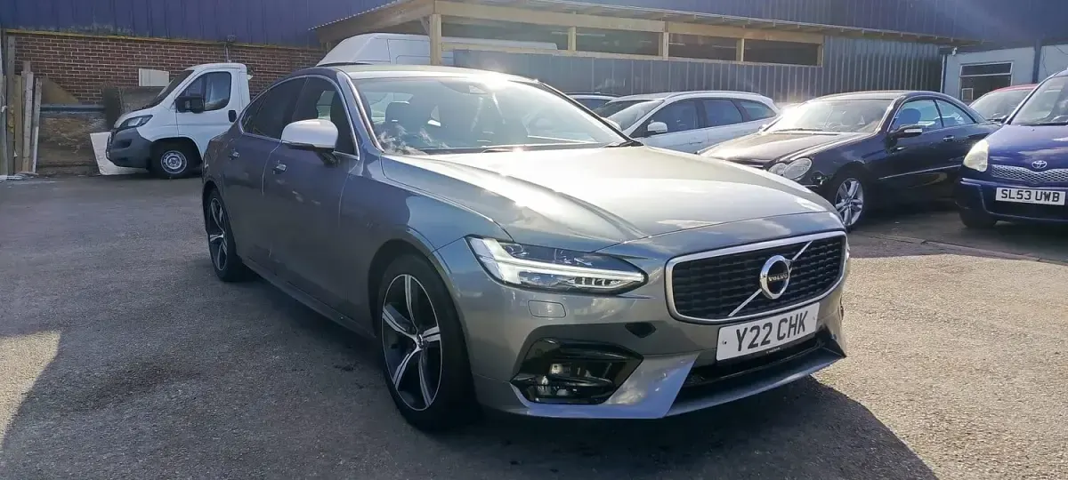 Used Volvo S90 R-Design 190 HP (139 kW) 2018 Grey Sedan