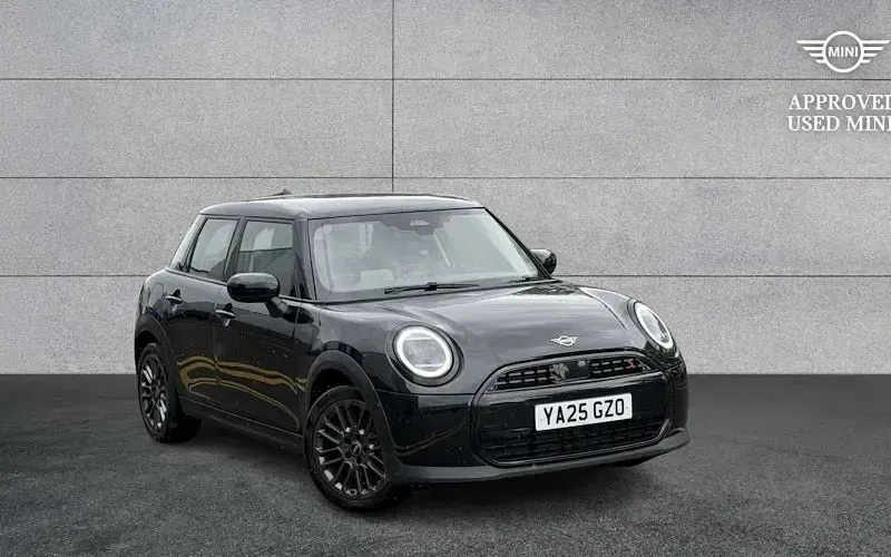 Used Mini Cooper Classic 150 kW (204 HP) 2026 Hatchback