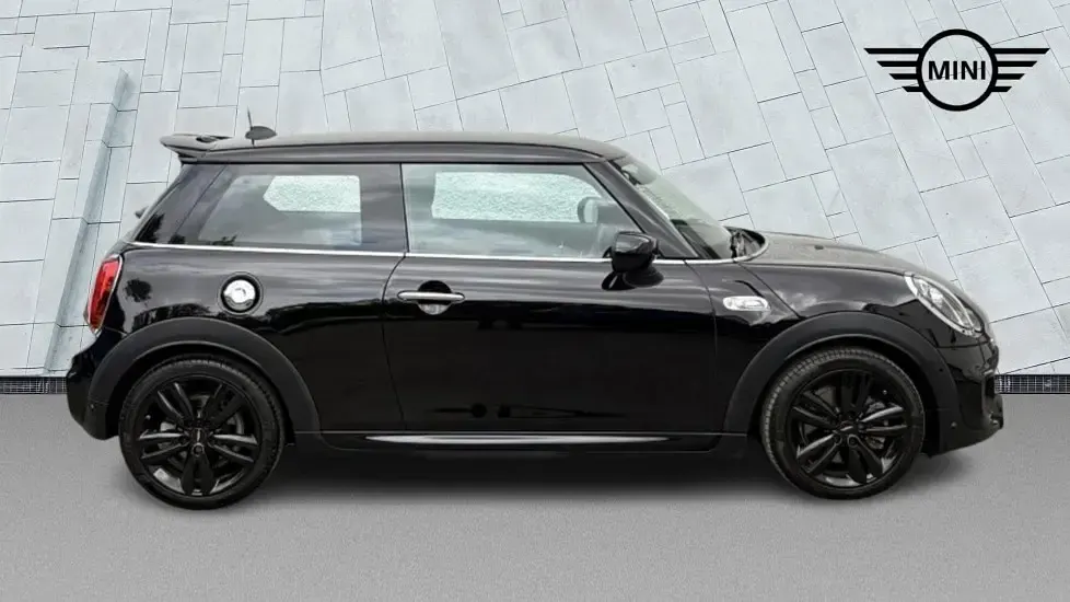 Used Mini Cooper S Hatch 189 HP (139 kW) 2020 Black Hatchback
