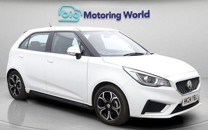 Used MG MG3 Exclusive 106 HP (77 kW) 2024 White Hatchback