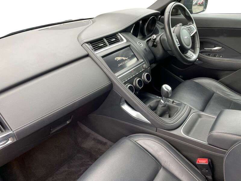 Used Jaguar E-Pace R-Dynamic 150 HP (110 kW) 2018 Black SUV