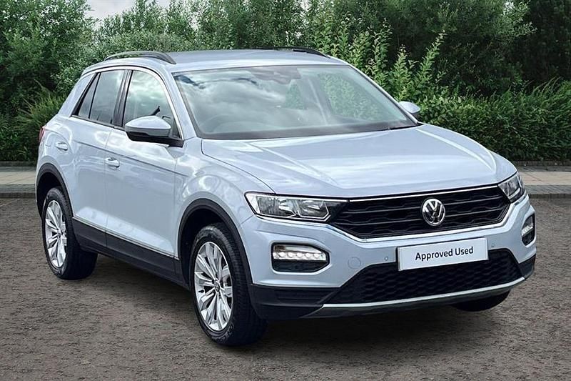 White silver Used 2019 VW T-Roc SE SUV | £13,990 (Fair price) - Image 1/4