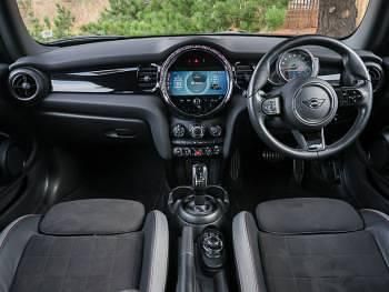 Used Mini Cooper Sport 136 HP (100 kW) 2022 Red Hatchback