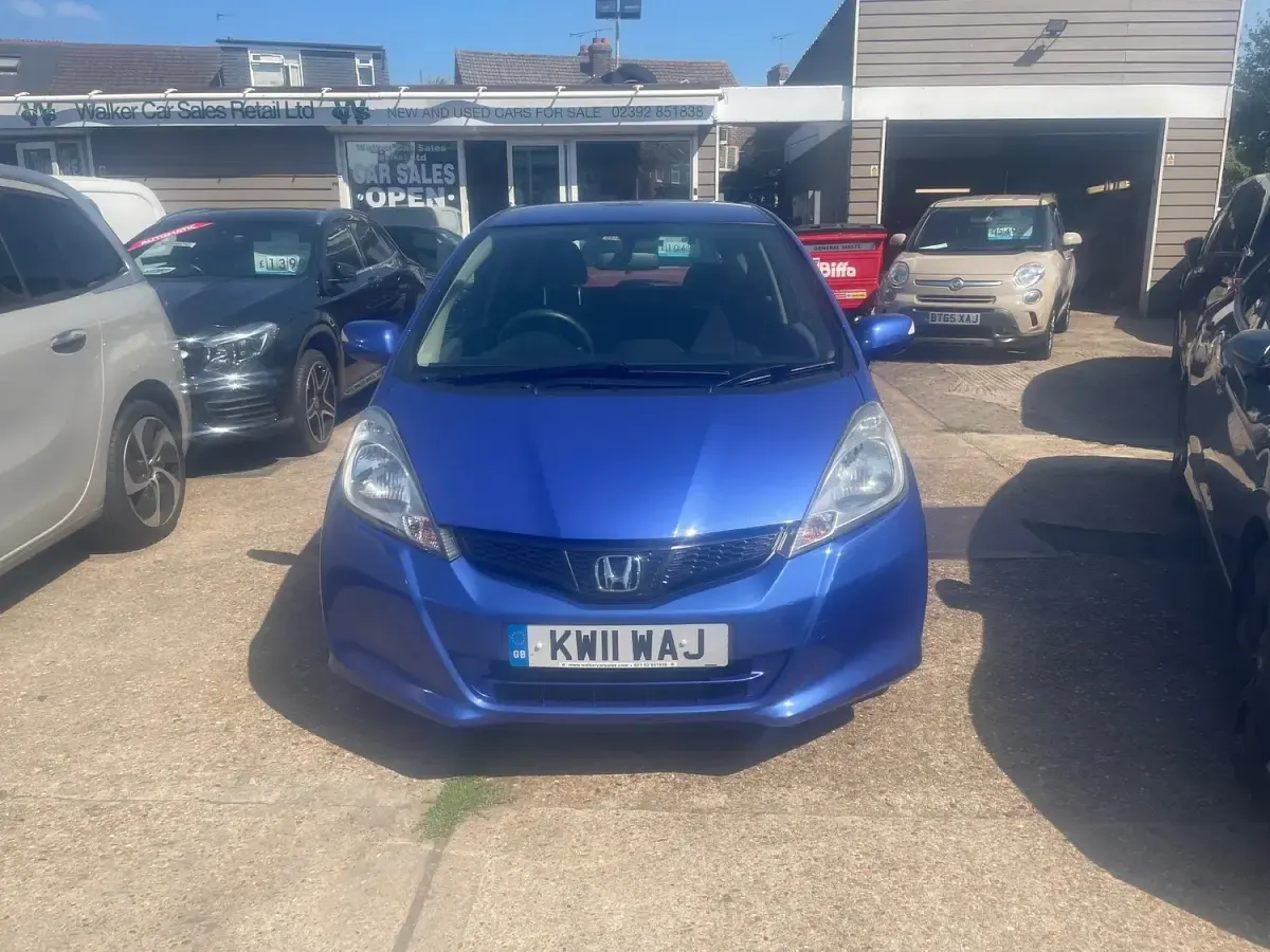Used Honda Jazz ES 99 HP (72 kW) 2011 Blue Hatchback