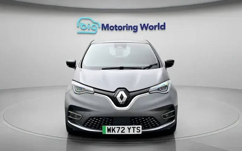 Used Renault Zoe Iconic 100 kW (136 HP) 2024 Hatchback