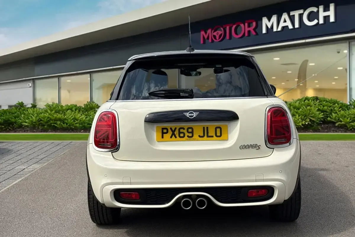 Usado Mini Cooper S Classic 2019 Branco Citadino
