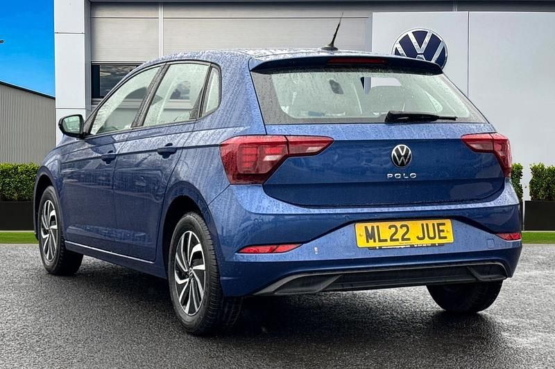 Used VW Polo Life 95 HP (69 kW) 2022 Blue Hatchback