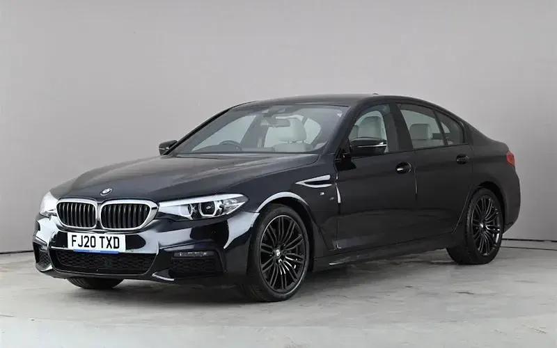 Usado BMW 530 M Sport 265 HP (194 kW) 2020 Preto Sedan