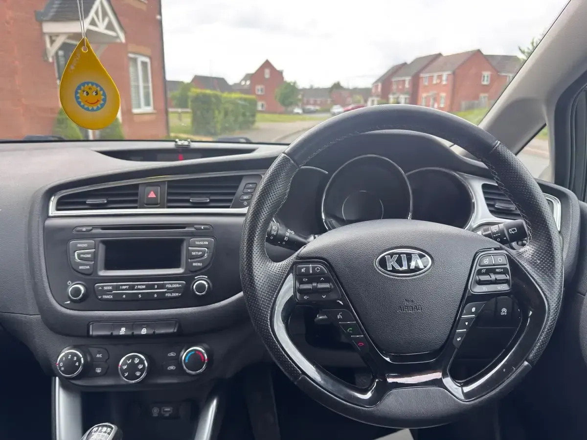 Used Kia Ceed 136 HP (100 kW) 2017 Black Hatchback