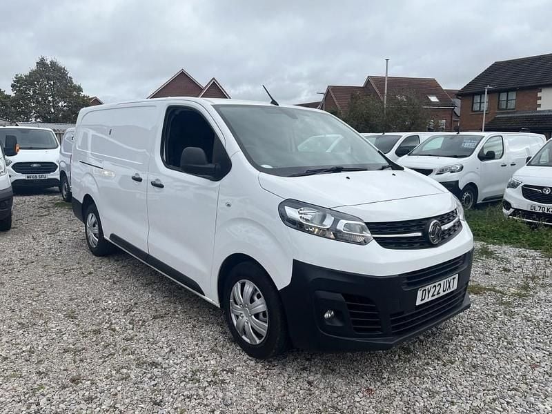 Used Vauxhall Vivaro Sportive 100 HP (73 kW) 2021 White MPV