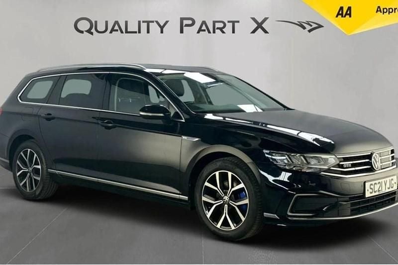 Black Used 2021 VW Passat GTE Estate | £13,600 (Good price) - Image 1/1