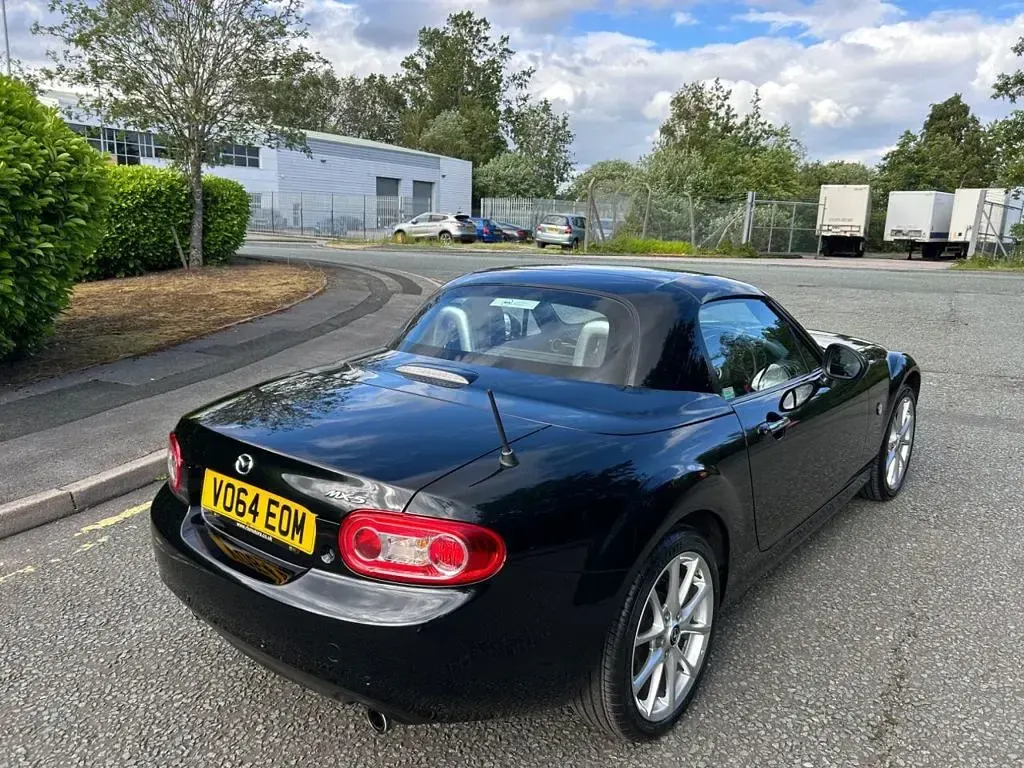 Used Mazda MX5 Inclusive 160 HP (117 kW) 2014 Black Cabriolet